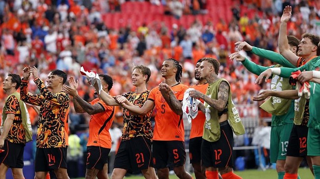 Jepang dan Swedia Lolos